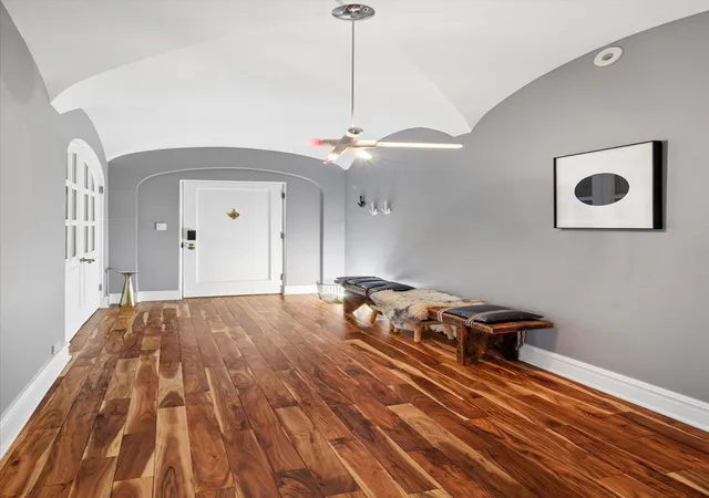 Homes for sale in Chicago, IL | 3500 N Lake Shore Dr #6D, Chicago, IL 60657 | MLS# 12675788