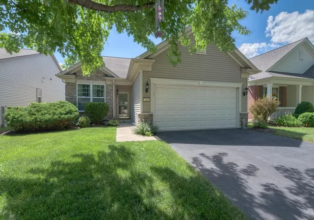 3rd image of 2886 Edgewater Dr, Elgin, IL 60124 | MLS# 12675838