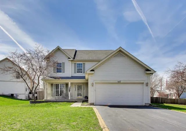Homes for sale in Crystal Lake, IL | 447 Talismon Ct, Crystal Lake, IL 60012 | MLS# 12675883