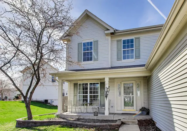 Homes for sale in Crystal Lake, IL | 447 Talismon Ct, Crystal Lake, IL 60012 | MLS# 12675883