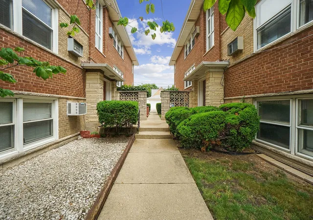 Homes for sale in Chicago, IL | 6972 W Belmont Ave #4, Chicago, IL 60634 | MLS# 12675897