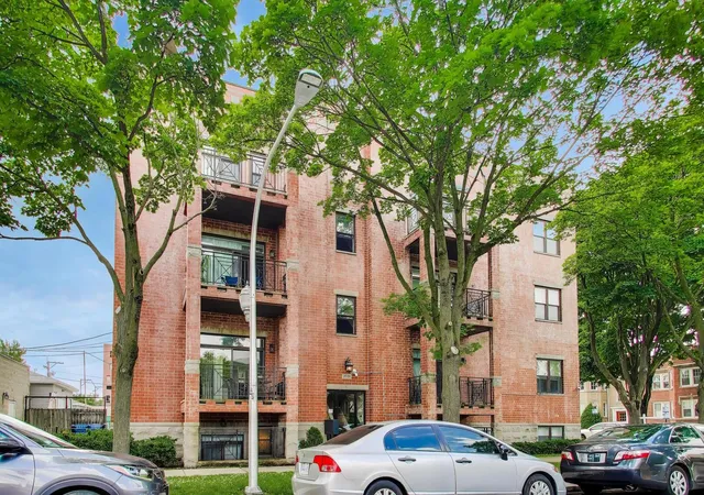 Homes for sale in Chicago, IL | 2551 W Arthur Ave, Chicago, IL 60645