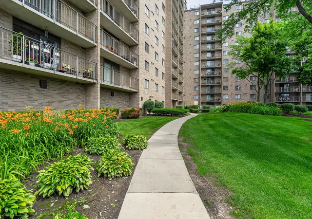 1st image of 6340 Americana Dr #1101, Willowbrook, IL 60527 | MLS# 12675977