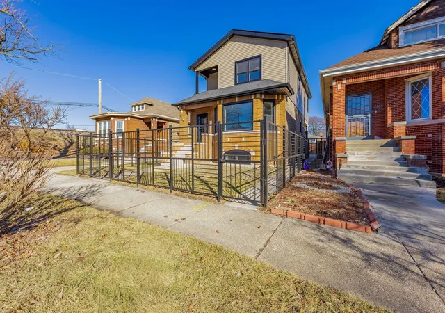 Photo 3 of Single family home for sale at 7505 S Wolcott Ave, Chicago, IL 60620 | MLS# 12676037 | Listing updated on 2026-09-14