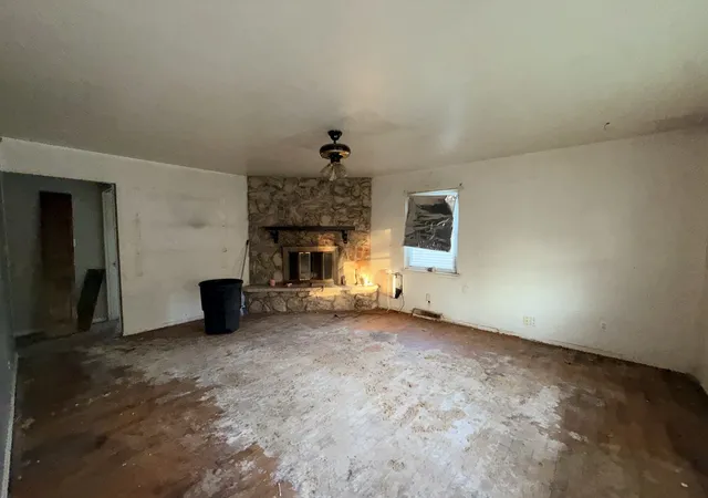 Homes for sale in Murphysboro, IL | 1322 N 16th St, Murphysboro, IL 62966 | MLS# 12676066