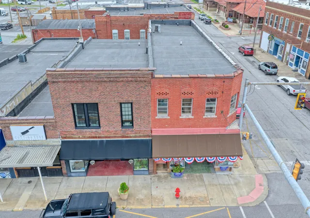 Homes for sale in Murphysboro, IL | 1302 &1306 Walnut St, Murphysboro, IL 62966 | MLS# 12676091