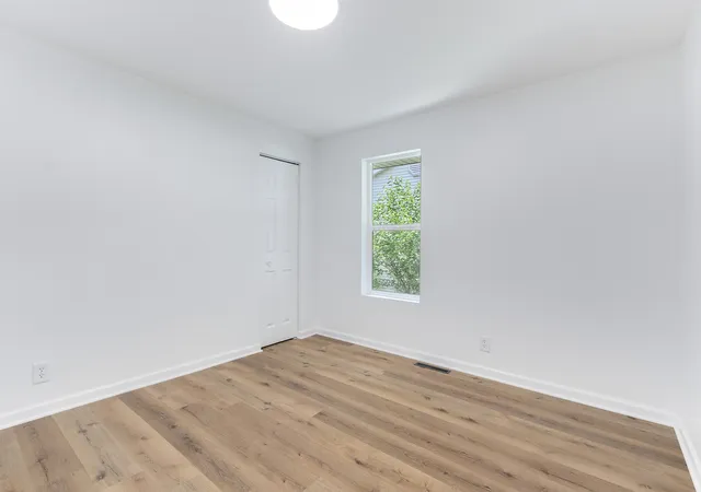 Photo 3 of Single family home for sale at 434 River St, Wilmington, IL 60481 | MLS# 12676118 | Listing updated on 2026-10-09