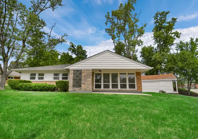 1st image of 102 Nashua St, Park Forest, IL 60466 | MLS# 12676146