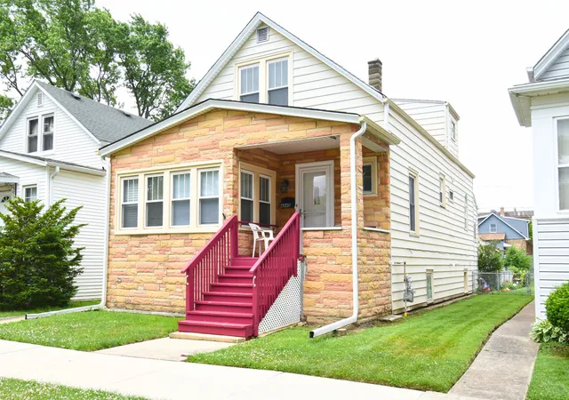 1st image of 4945 W Waveland Ave, Chicago, IL 60641 | MLS# 12676152