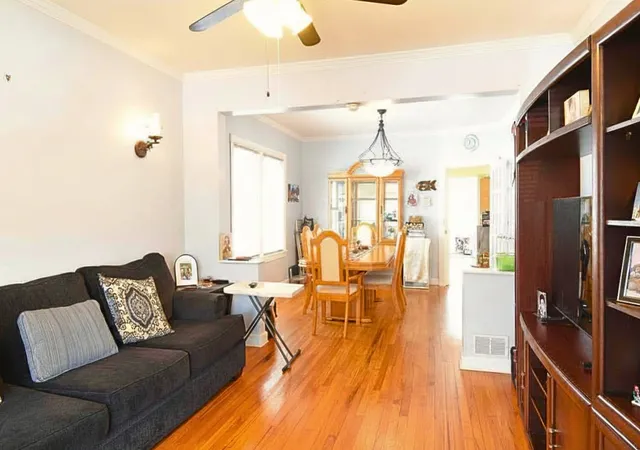 3rd image of 4945 W Waveland Ave, Chicago, IL 60641 | MLS# 12676152