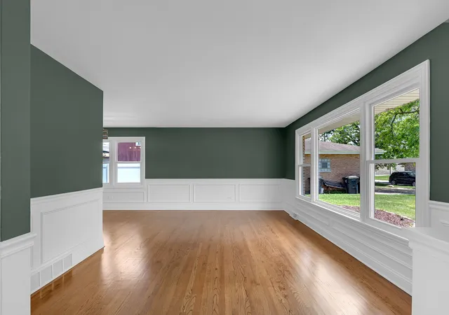 Photo 3 of Single family home for sale at 1320 E 169th Place, South Holland, IL 60473 | MLS# 12676284 | Listing updated on 2026-09-24