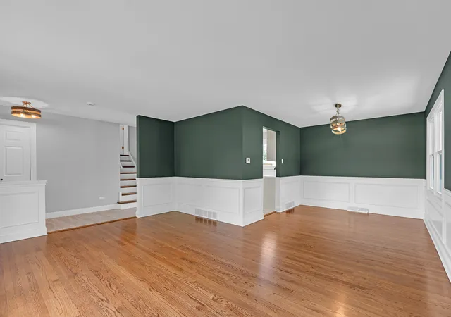 Photo 3 of Single family home for sale at 1320 E 169th Place, South Holland, IL 60473 | MLS# 12676284 | Listing updated on 2026-09-24