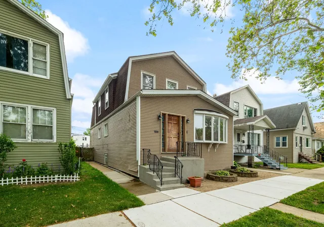 3rd image of 2655 N Marmora Ave, Chicago, IL 60639 | MLS# 12676289