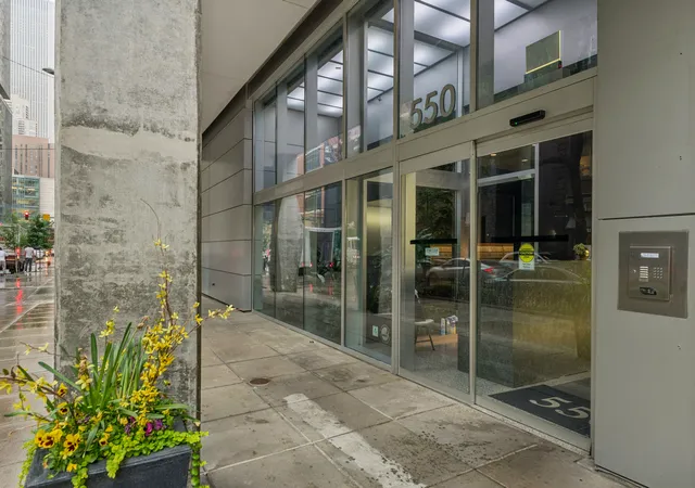 Homes for sale in Chicago, IL | 550 N St Clair St #2105, Chicago, IL 60611 | MLS# 12676293