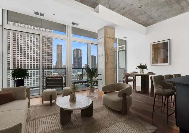 Homes for sale in Chicago, IL | 550 N St Clair St #2105, Chicago, IL 60611 | MLS# 12676293