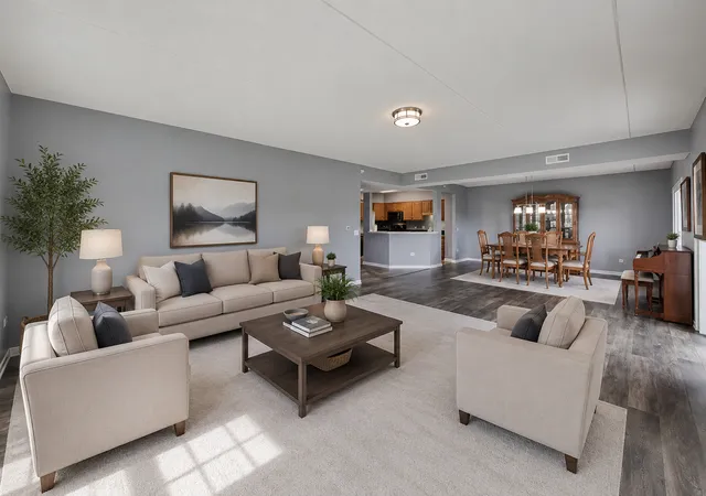 5th image of 601 W Rand Rd, Arlington Heights, IL 60004