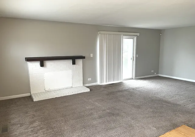 5th image of 156 Cloverleaf Rd, Matteson, IL 60443 | MLS# 12676340