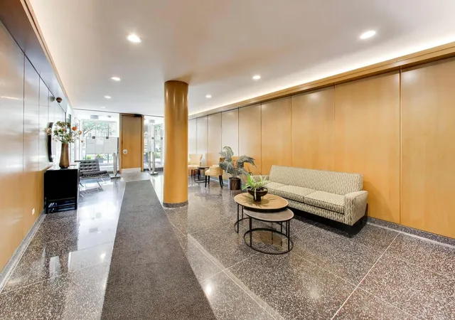 2nd image of 1508 Hinman Ave #4C, Evanston, IL 60201 | MLS# 12676341