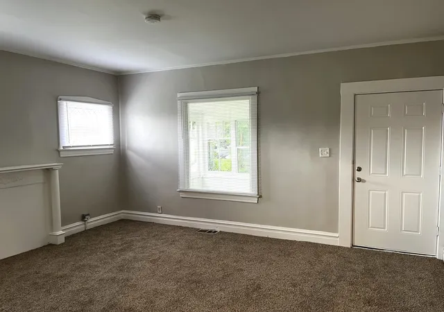 4th image of 3807 Wesley Ave, Berwyn, IL 60402 | MLS# 12676355