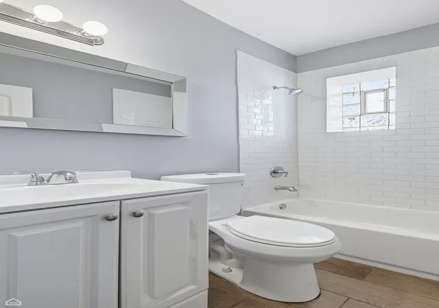 5th image of 16 E 118Th Pl, Chicago, IL 60628 | MLS# 12676380