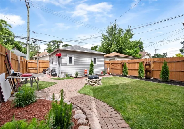 3rd image of (Undisclosed), Chicago, IL 60641 | MLS# 12676395