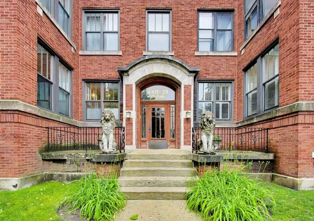 2nd image of 4428 N Malden St #3N, Chicago, IL 60640 | MLS# 12676419