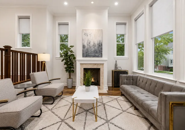 3rd image of 2157 W Potomac Ave #1, Chicago, IL 60622 | MLS# 12676487