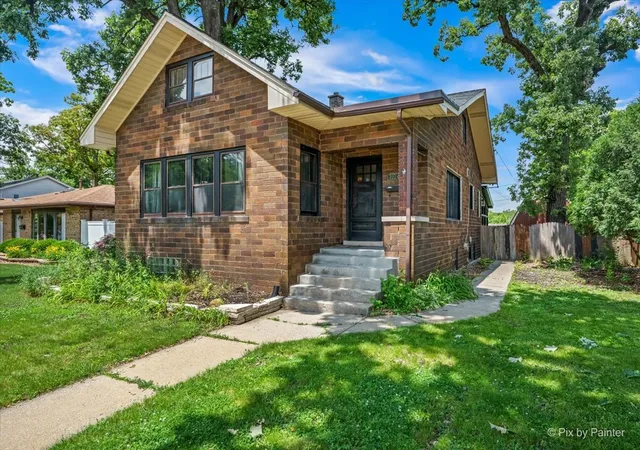 Photo 1 of Single family home for sale at 7224 W 112th Street, Worth, IL 60482 | MLS# 12676575 | Listing updated on 2026-08-28