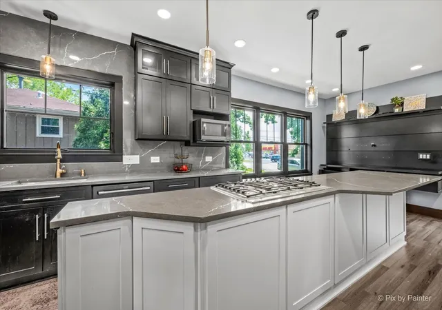 Photo 2 of Single family home for sale at 7224 W 112th Street, Worth, IL 60482 | MLS# 12676575 | Listing updated on 2026-08-28
