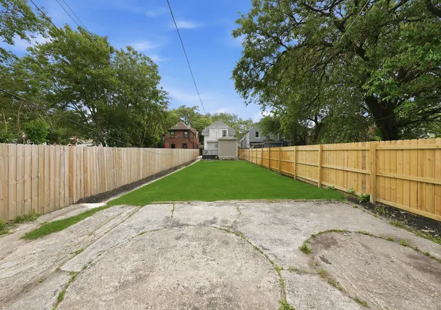 10th image of 8742 S Wabash Ave, Chicago, IL 60619 | MLS# 12676596