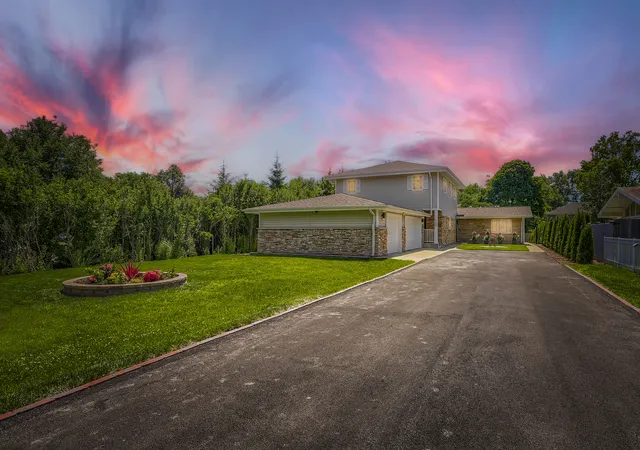 2nd image of 1325 E Lake Ave, Glenview, IL 60025 | MLS# 12676606