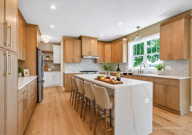 Photo 4 of Single family home for sale at 15610 S 82 Avenue, Orland Park, IL 60467 | MLS# 12676634 | Listing updated on 2026-08-05