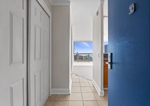 4th image of 4343 N Clarendon Ave #2304, Chicago, IL 60613 | MLS# 12676641