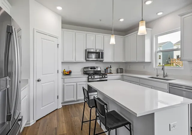 Homes for sale in South Elgin, IL | 1320 Spencer Ln, South Elgin, IL 60177 | MLS# 12676653