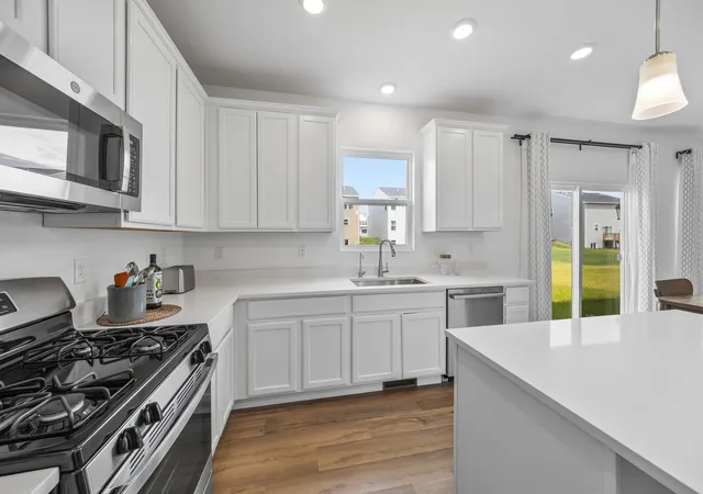 Homes for sale in South Elgin, IL | 1320 Spencer Ln, South Elgin, IL 60177 | MLS# 12676653