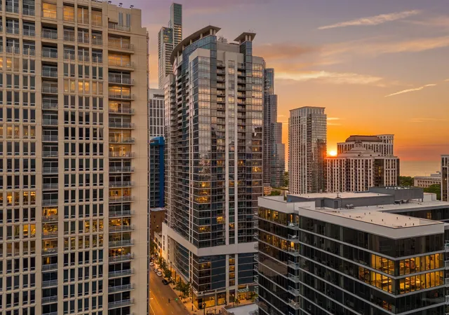 Homes for sale in Chicago, IL | 100 E 14Th St #2706, Chicago, IL 60605 | MLS# 12676680