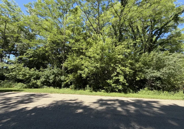 Homes for sale in Dixon, IL | 900 Timber Trail Dr, Dixon, IL 61021 | MLS# 12676778