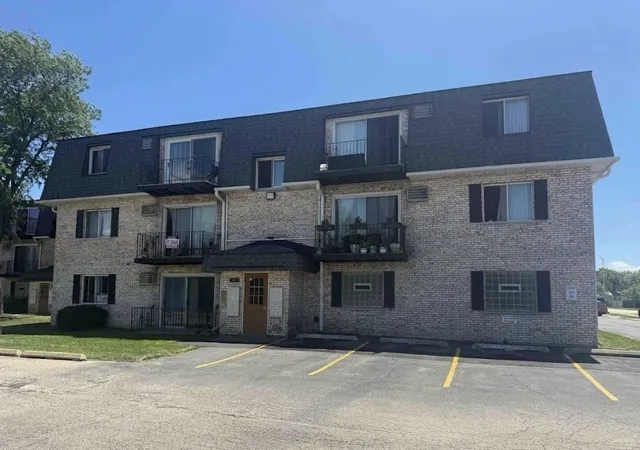 Photo 1 of Condo for sale at 1321 N Baldwin Ct #1D, Palatine, IL 60074 | MLS# 12676779 | Listing updated on 2026-08-06