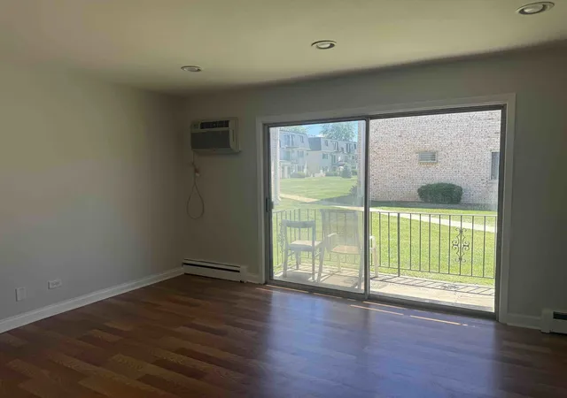 Photo 3 of Condo for sale at 1321 N Baldwin Ct #1D, Palatine, IL 60074 | MLS# 12676779 | Listing updated on 2026-08-06