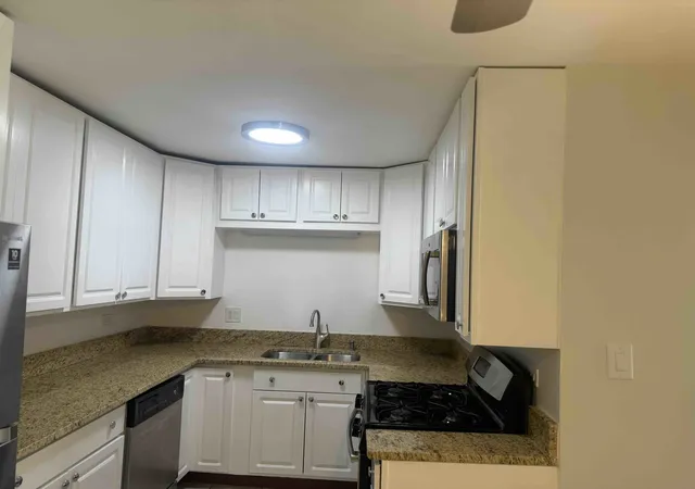 Photo 4 of Condo for sale at 1321 N Baldwin Ct #1D, Palatine, IL 60074 | MLS# 12676779 | Listing updated on 2026-08-06