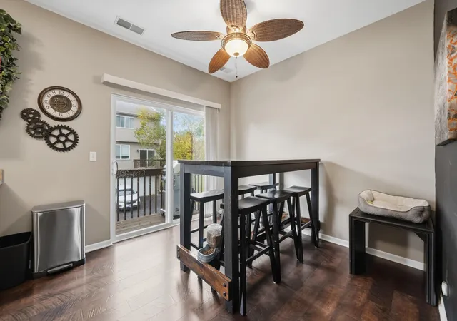 Photo 3 of Townhouse for sale at 28796 W Pondview Dr, Lakemoor, IL 60051 | MLS# 12676811 | Listing updated on 2026-10-21