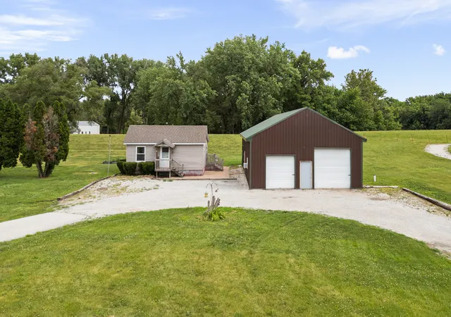 Homes for sale in Milan, IL | 2303 Big Island Pkwy, Milan, IL 61264 | MLS# 12676815
