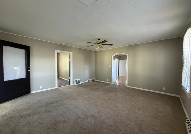 Homes for sale in Bradley, IL | 272 S Forest Ave, Bradley, IL 60915 | MLS# 12676823