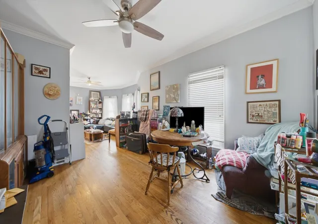 Listing Photo 5 - Condo for sale in building located at 1004 Oakland Ave, Joliet, IL 60435