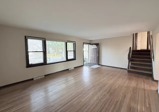 3rd image of 19816 Orchard Ave, Lynwood, IL 60411 | MLS# 12677054