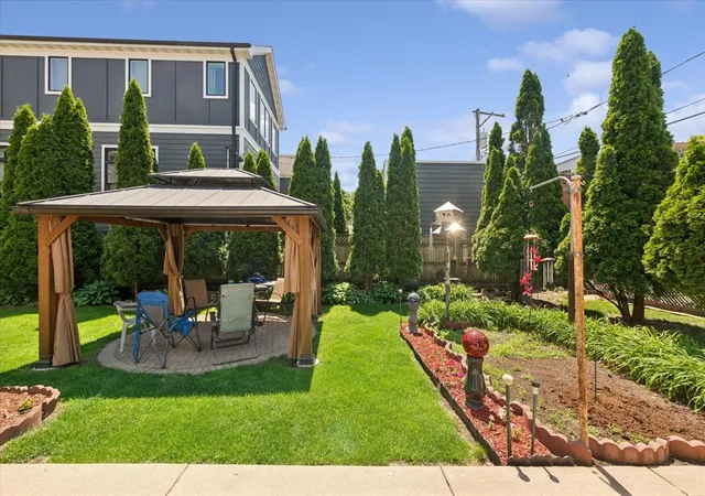 Homes for sale in Chicago, IL | 4924 N Seeley Ave, Chicago, IL 60625 | MLS# 12677070