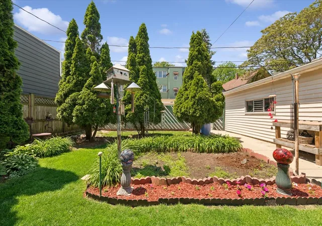 Homes for sale in Chicago, IL | 4924 N Seeley Ave, Chicago, IL 60625 | MLS# 12677070