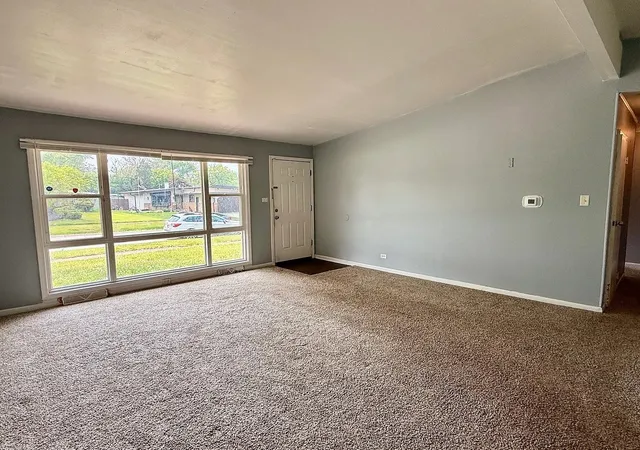 4th image of 1133 Parkview Ave, Chicago Heights, IL 60411 | MLS# 12677075