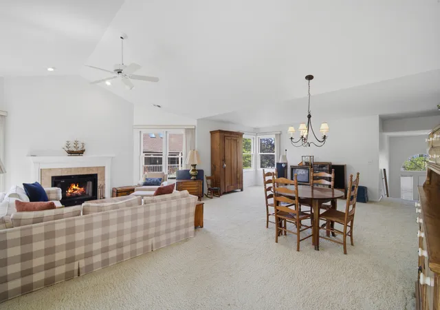 Homes for sale in Buffalo Grove, IL | 326 Satinwood Ct N, Buffalo Grove, IL 60089