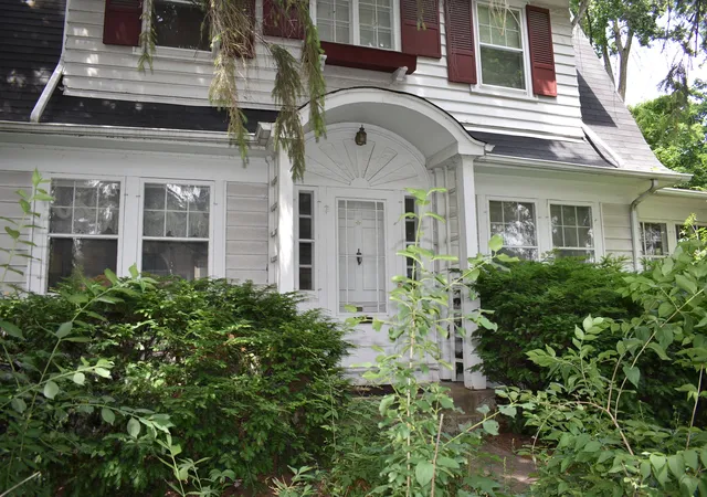 Homes for sale in Elmhurst, IL | 306 N Maple Ave, Elmhurst, IL 60126 | MLS# 12677097
